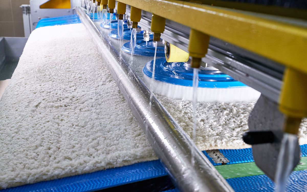 Profesyonel halı yıkama makinesi - Van Eyvan Halı Yıkama